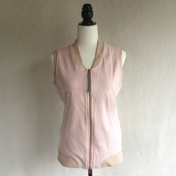 Lululemon pale pink zippered vest - Picture 2 of 7